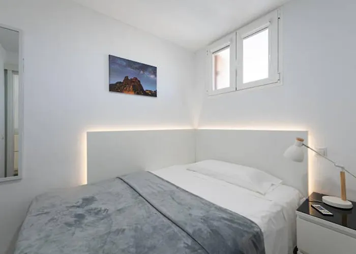Comfortable And Cozy Apartment *
